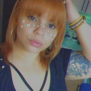 Meet your Posher, Joelly